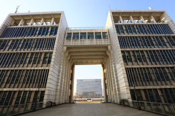 ���ɵ��人�������ѧ¥