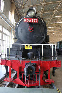 ��ʽխ��𳵳�ͷ