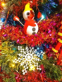 Сѩ�˺Ͱ�ɫѩ��װ��Ʒ