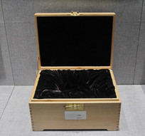 ���ﱣ������ľ����ϻ