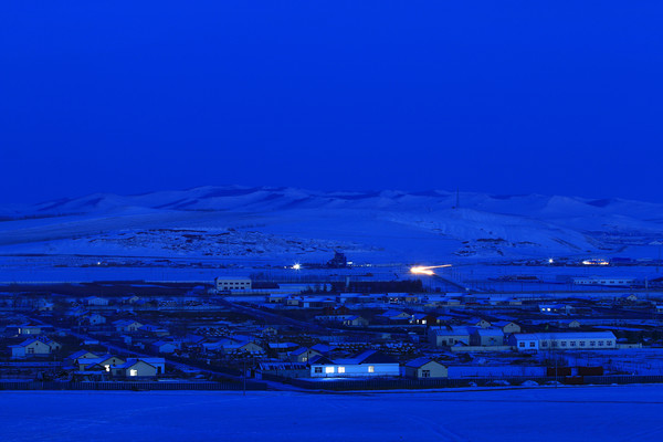 �������ѩԭ��ׯ��ҹ