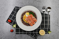 ����з���ȷ�