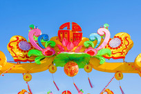 ��ɽ����¸��ֵ�չ����