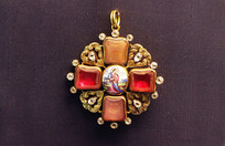 ������ʥ˹̹��˹�������ѫ�� 