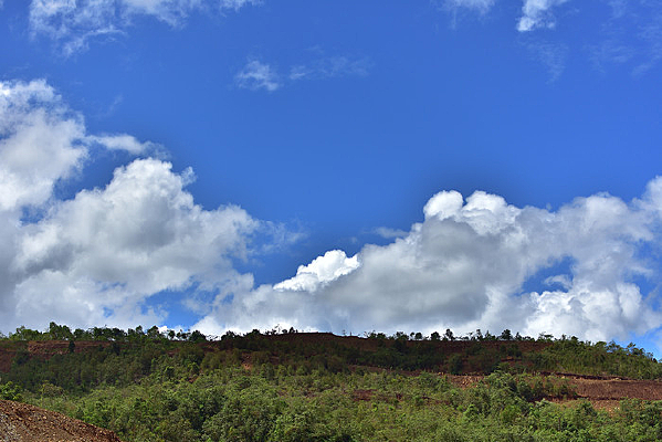 ��������µ�ɽ��