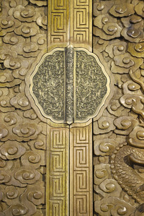 �¹żҾ��ϵ�ͭ��ҳ