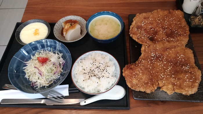 ��ʳ���i��