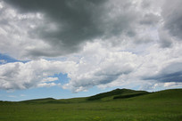 Ũ���µĲݳ�ɽ��