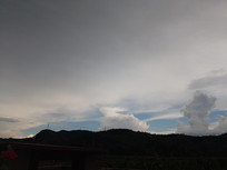 ɽ����һƬ����