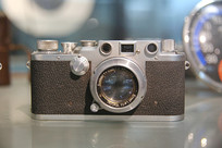 �¹����ڽ�Ƭ�����