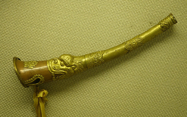 ��ͭ�̷��� 