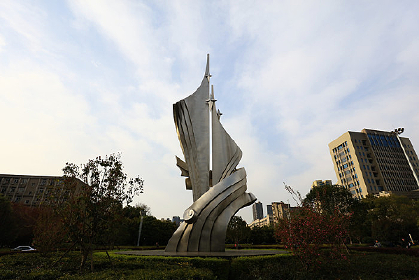 ����ɽ���������