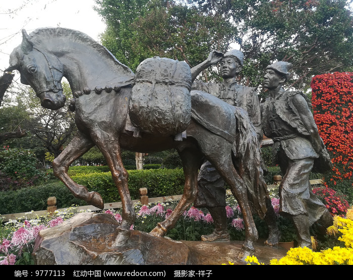 丽江茶马古道雕塑图片