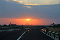 ���ٹ�·������