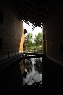 ��ɽ��Ժ��ʽ����