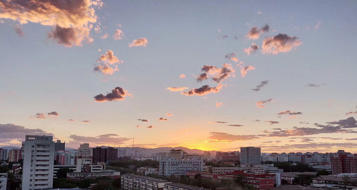 �����ĸ�¥