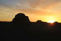 �ŵ����ʹ�԰�ճ�ϼ��