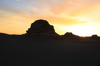 �й������ŵ�ħ�����ճ���ϼ