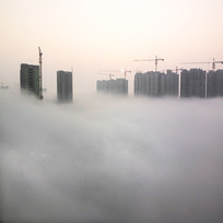 ���������ĸ�¥����