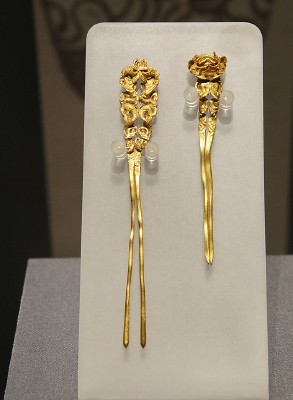 ����Ԫ��