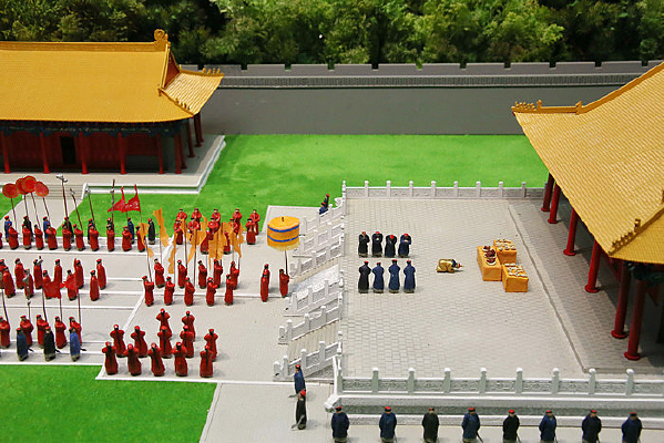 ����ʵۼ���ߵ������ģ��