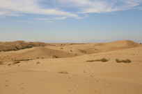 һ���޼ʵ�ɳĮ����