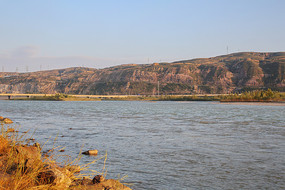 �ƺ�ˮ����