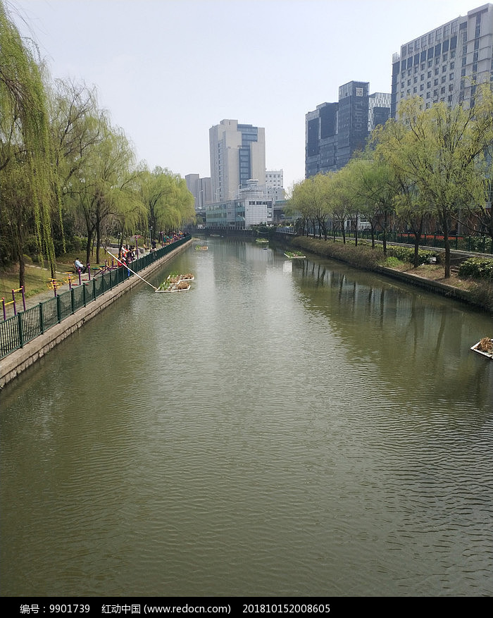 ���к���ͼƬ