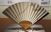 1920÷ 