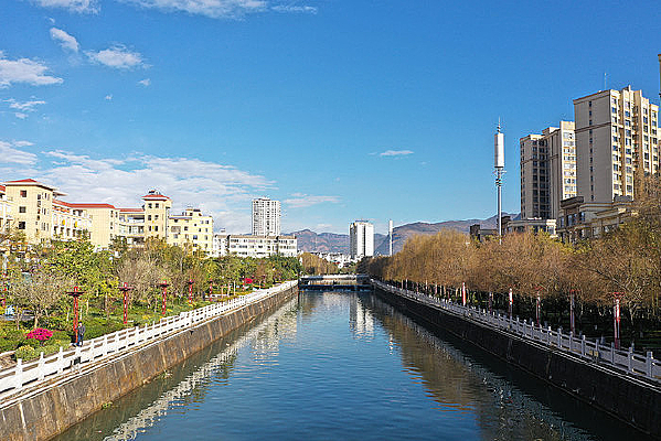 ��ƺ�������