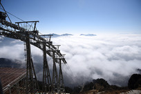 ���Ⱥӽ�ɽ�����³����ƺ�