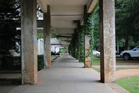 ������Ľ�ѧ¥