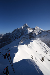 �Ĺ���ɽ�����