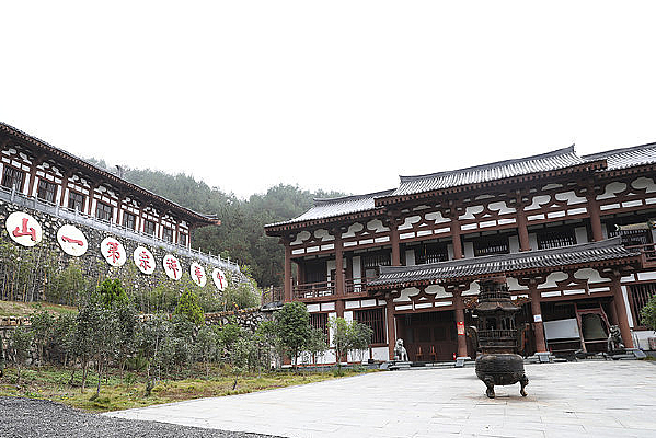 ˾��ɽ��������Ӱ