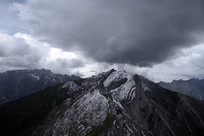 �봨�ܲ�կ�ϵ�ĥ��ʯ����