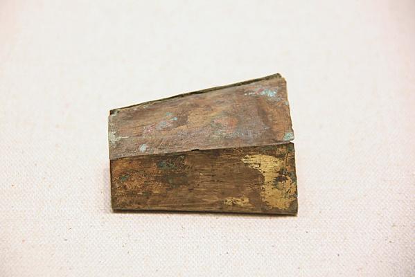 ����ͭ�ױ���