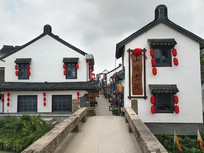 ����ɽ��