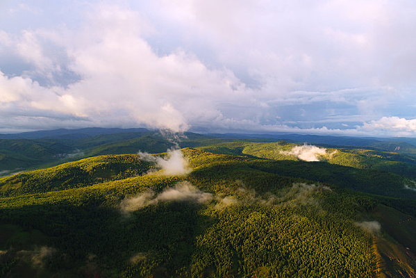 ���˰���ɽ������