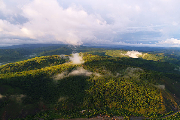 ���˰���ɽ������