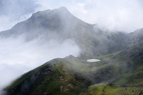 ʨ������;�е��۾���