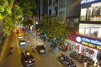 Խ�Ϻ��ڳ��к͵�·��ͨҹ��