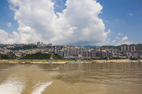 Զ����ɽ�س�