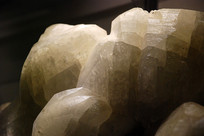 ������Ȼ��ʯ��֮���������д