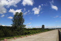 Ǯ