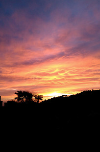 Ϧ����ϼ�羰ͼ