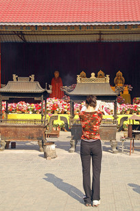 �˴��������Ը̨ 