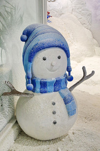 ��ñ�ӵ�Сѩ��