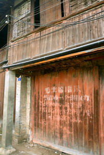 �Ĵ�Ԫͨ����������ĸ����