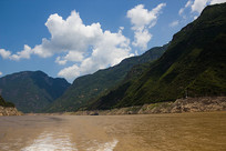 ��Ͽ���಻�ϵ�ɽ��