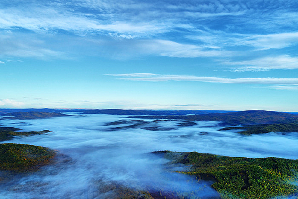 ���Ĵ��˰���ɽ���ƺ�